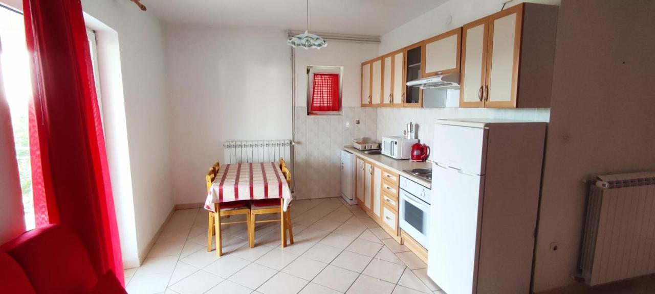 Apartmani Kevric Нови-Винодолски Экстерьер фото