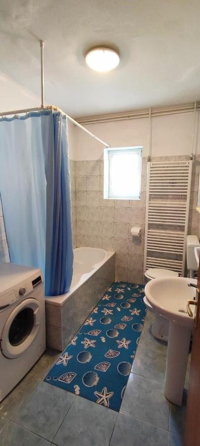 Apartmani Kevric Нови-Винодолски Экстерьер фото